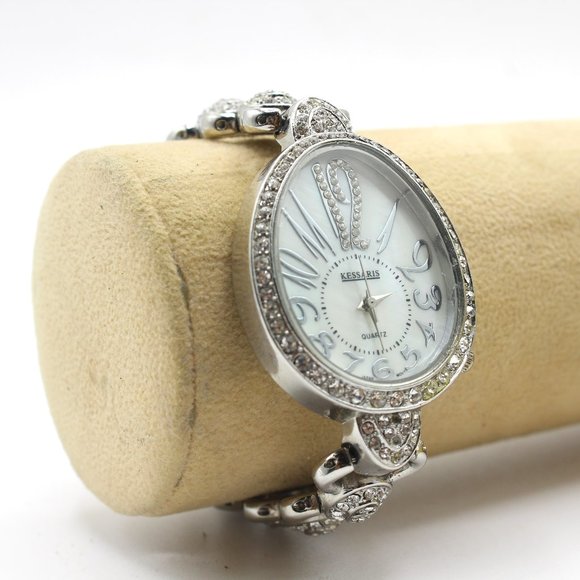 Montre Femme Vintage Kessaris - Pile Neuve - Cadran Ivoire Et Noir - 42mm